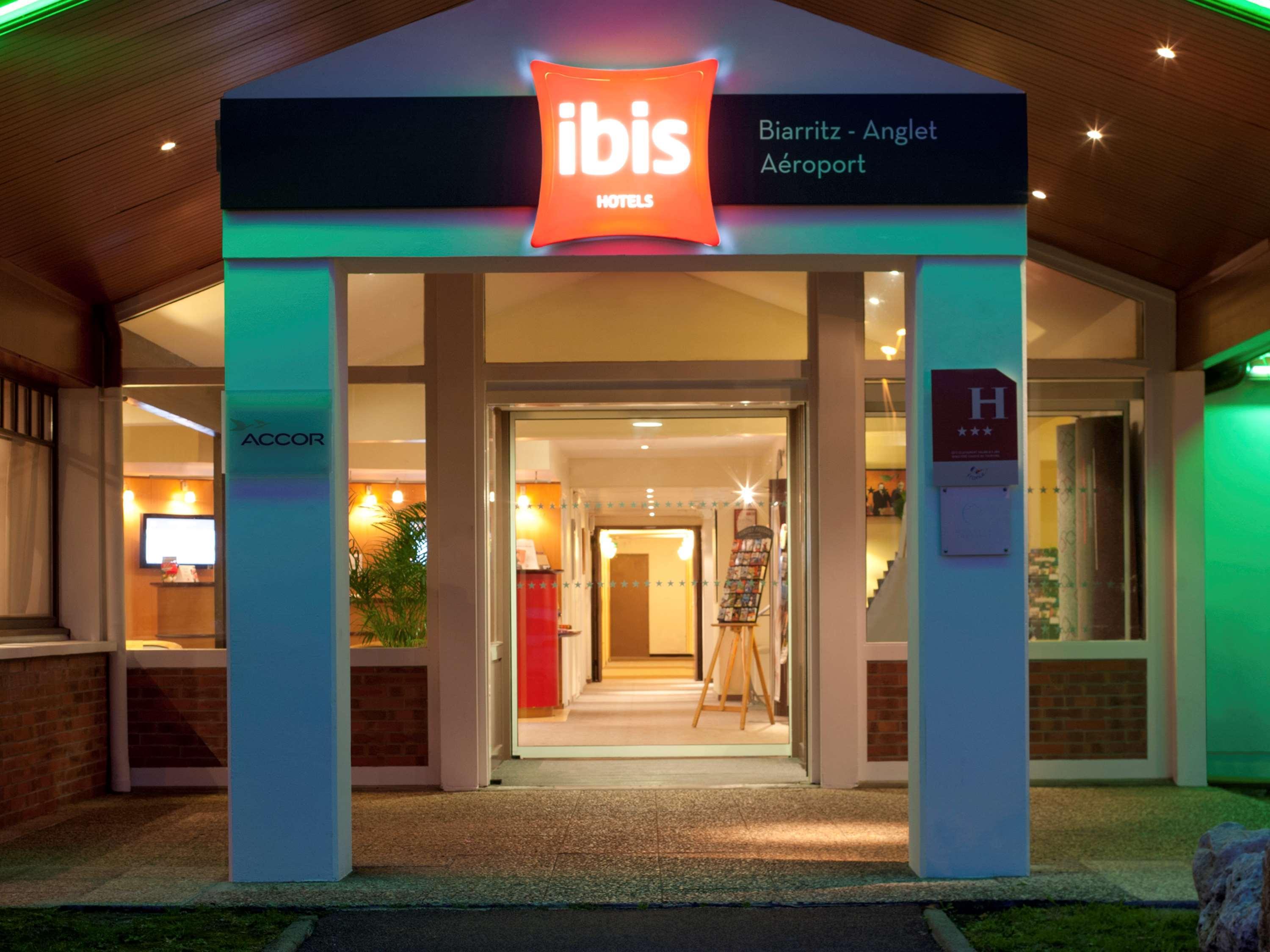 Ibis Biarritz Anglet Aeroport Hotell Exteriör bild