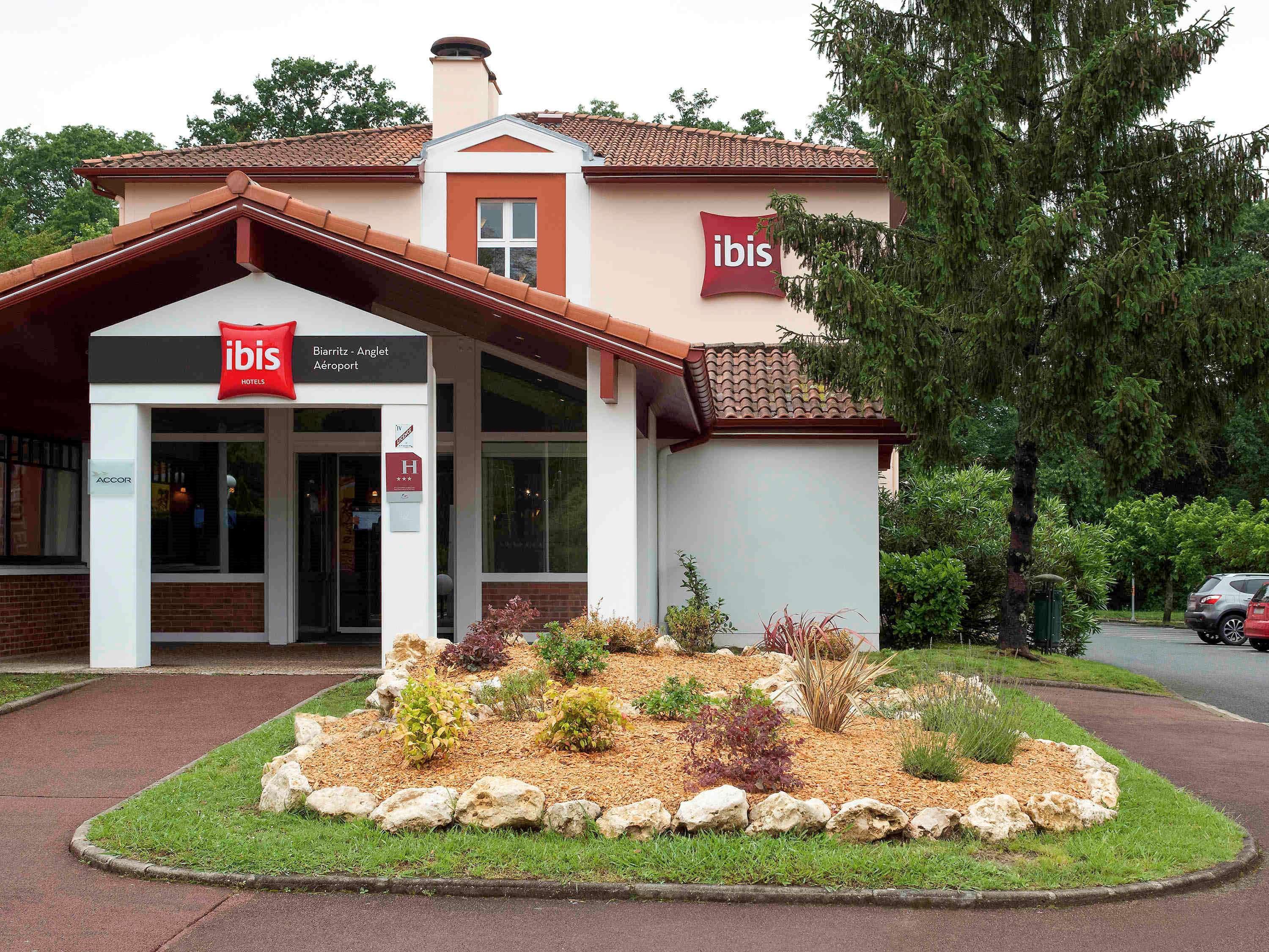 Ibis Biarritz Anglet Aeroport Hotell Exteriör bild